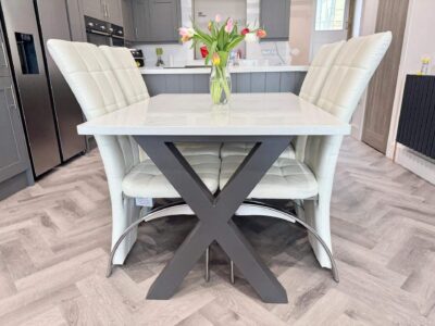 Steel leg table with marble top in a kitchen